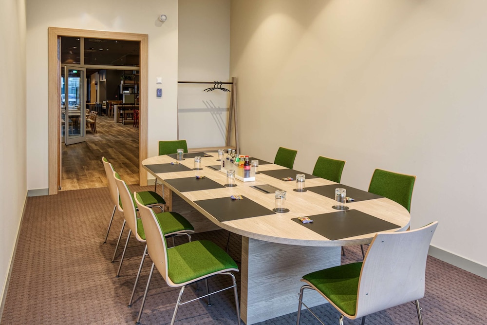 IntercityHotel Berlin Airport BER Terminal 1+2 43/50