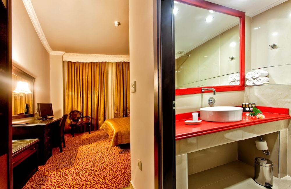 Hotel Kouros 61/61