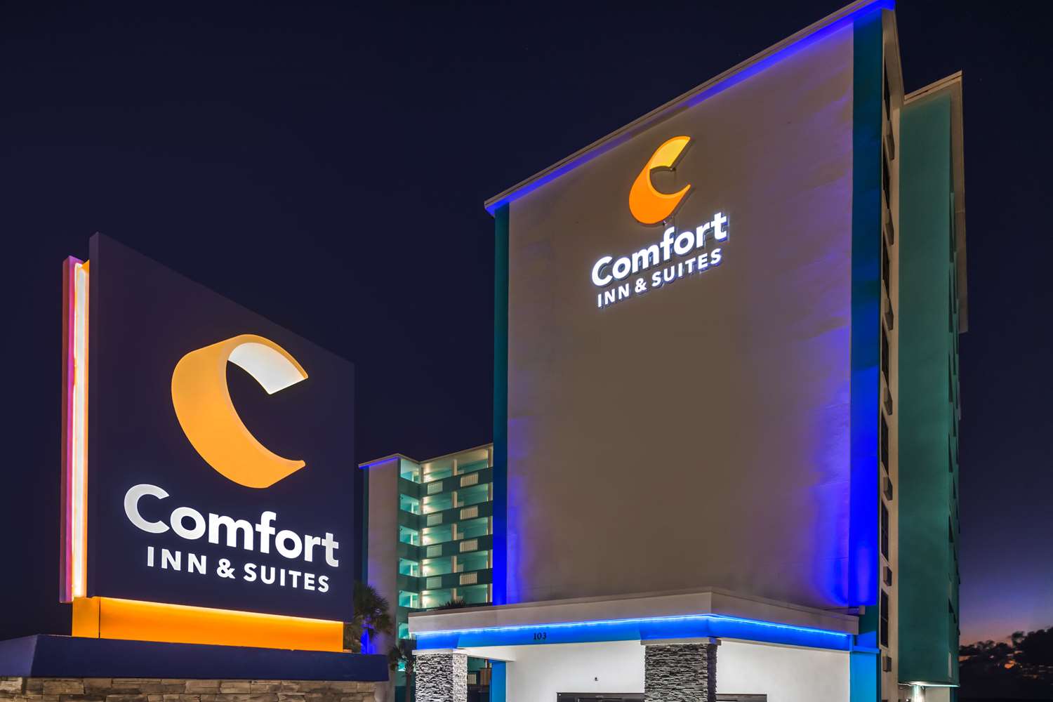 Comfort Inn and Suites Daytona Beach Oceanfront 13/42