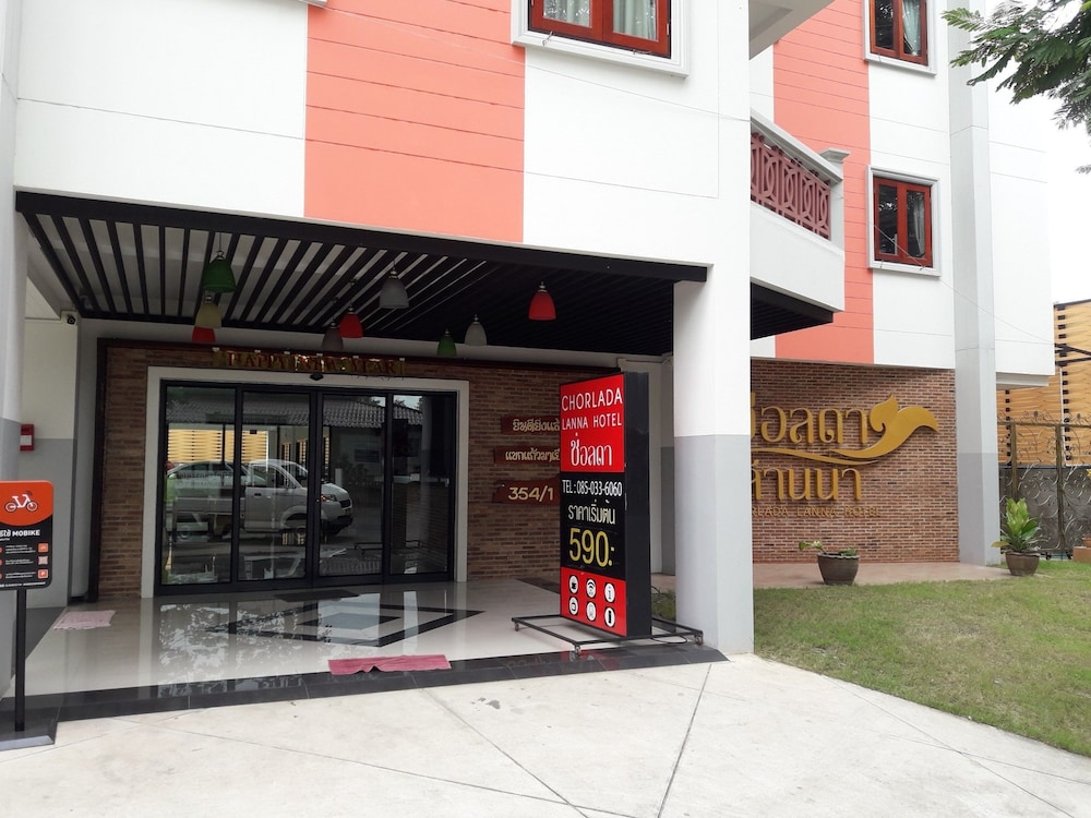 Chorlada Lanna Hotel 41/48