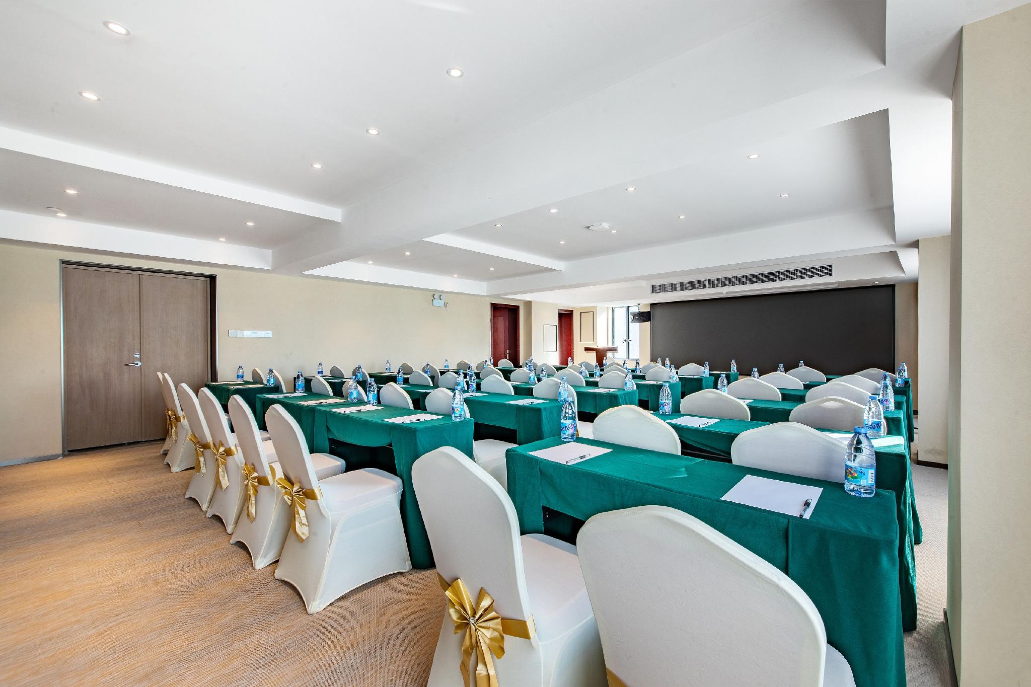 FUSHANG HOTEL (Railway Station Yuexiu Park Branch) 25/28