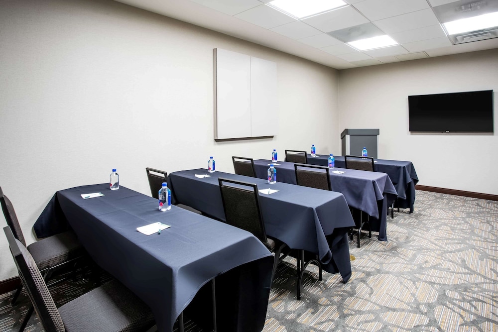 Wingate by Wyndham Denver Airport 16/22
