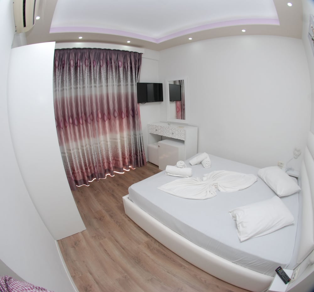 Hotel Iliria Sarande 27/67