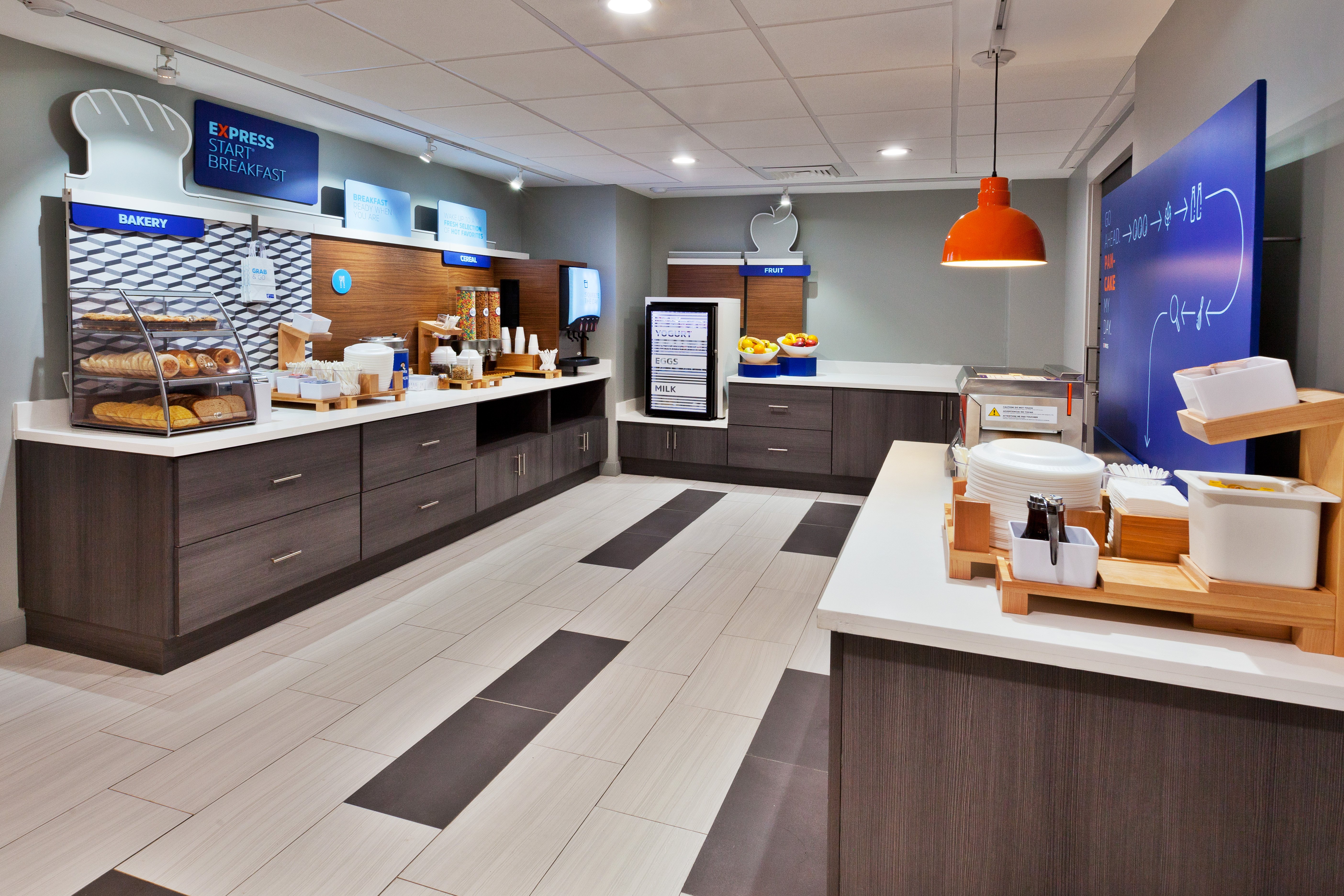 Holiday Inn Express Hotel and Suites Dothan North 7/29