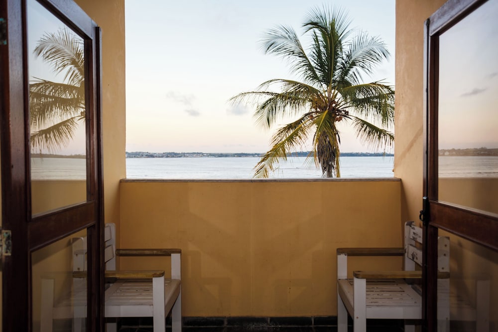 Praia Sol Hotel by Castelo Itaipava 38/58