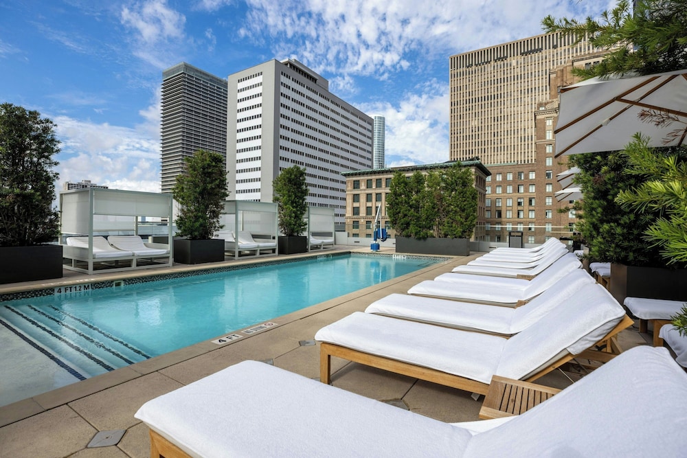 The Laura Hotel, Houston Downtown, Autograph Collection 68/73