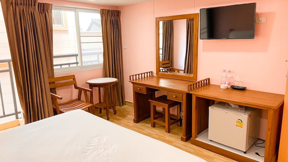 A.A. Pattaya Golden Beach Hotel 20/43