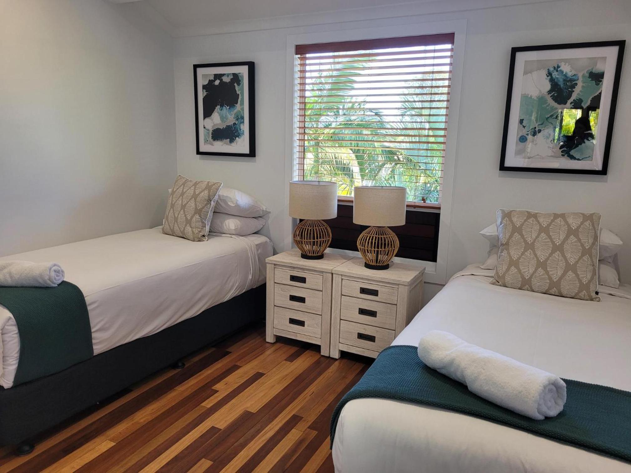 3 Bedrooms, Hideaway, Penthouse, Apartment