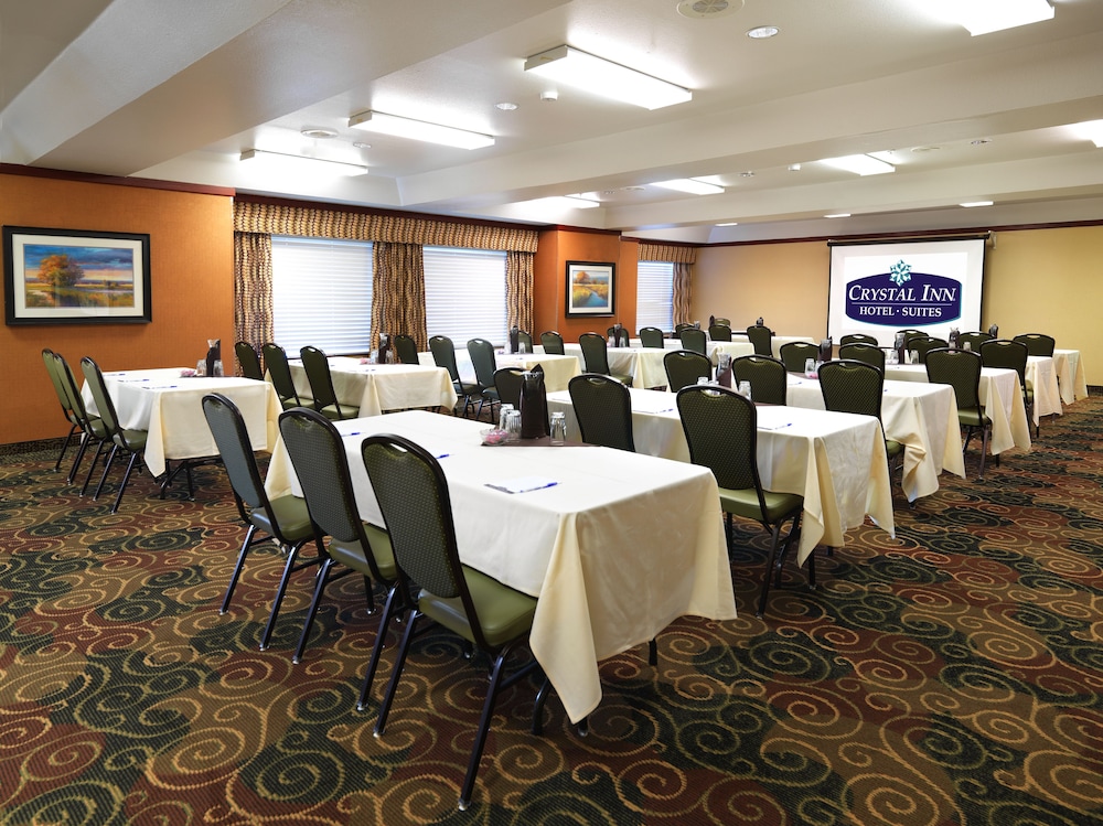 Crystal Inn Hotel & Suites Salt Lake City 49/65