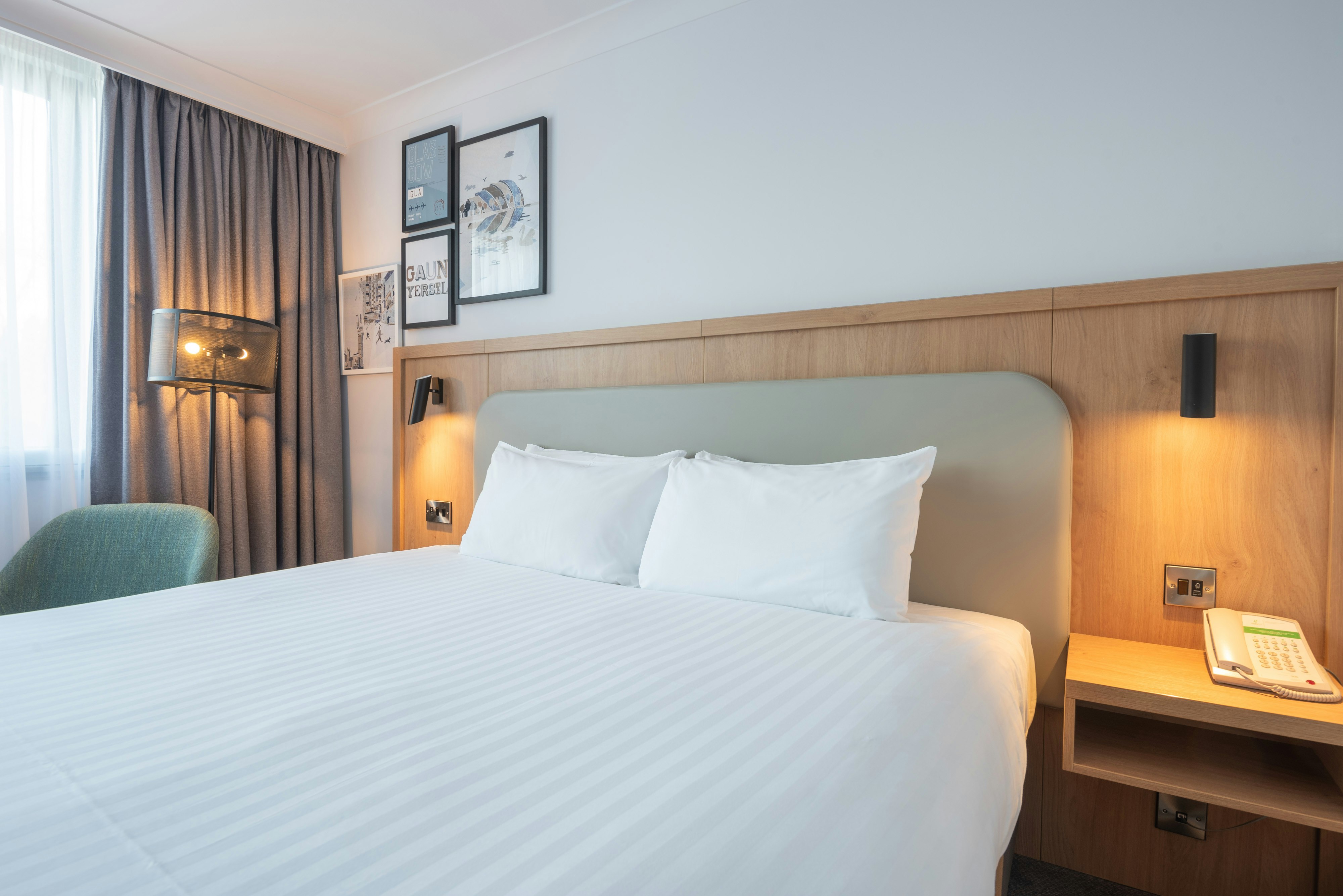 HOLIDAY INN GLASGOW AIRPORT 34/80