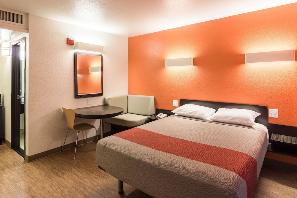 Motel6 Oroville, CA 27/48