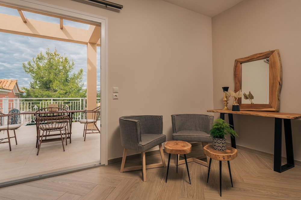Aeolos Boutique Hotel & Suites 39/65
