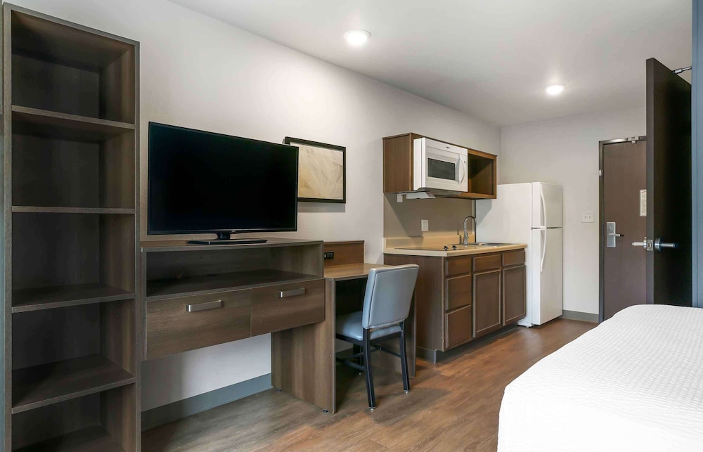 Extended Stay America Suites - Providence 16/25