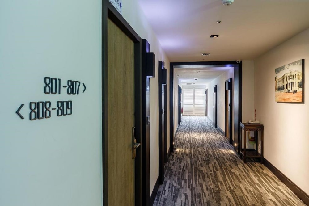 53 Hotel photo3