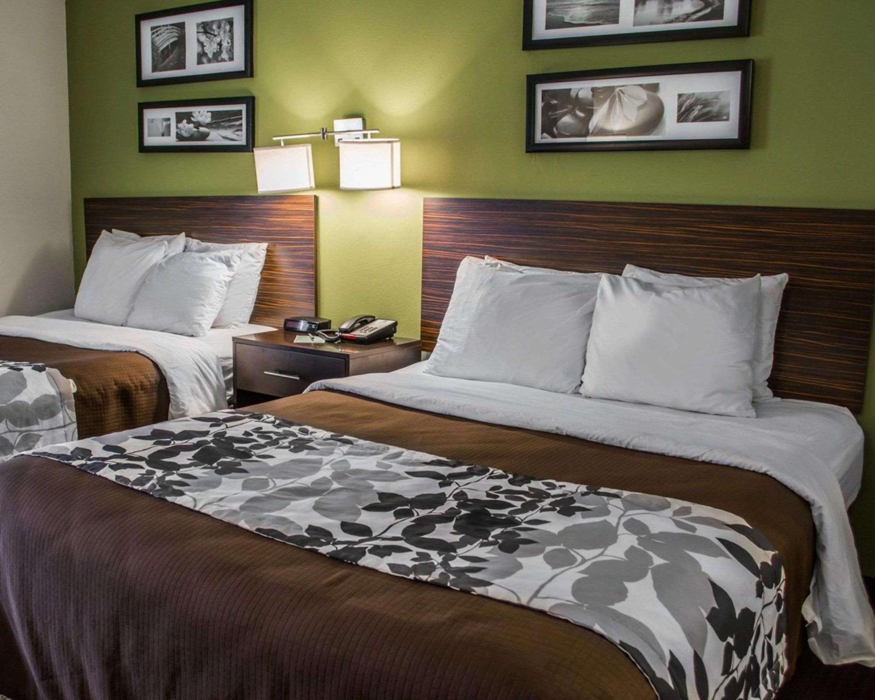 ROOM, 2 QUEEN BEDS