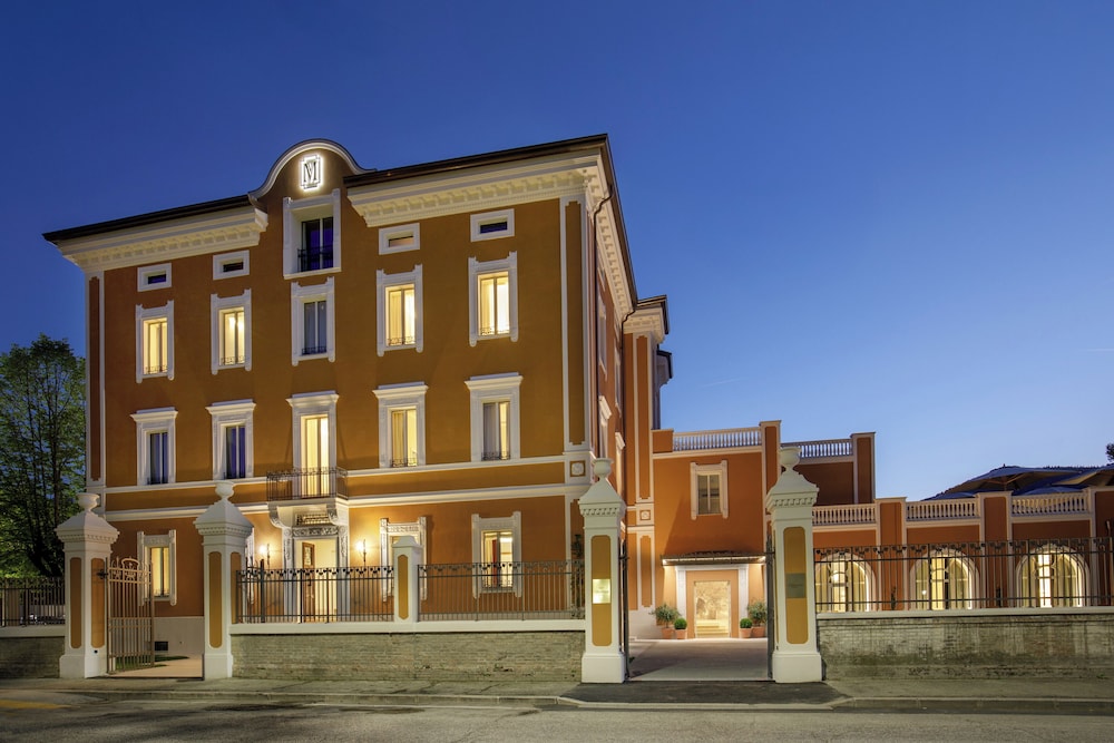 Hotel Villa Miliani in FABRIANO