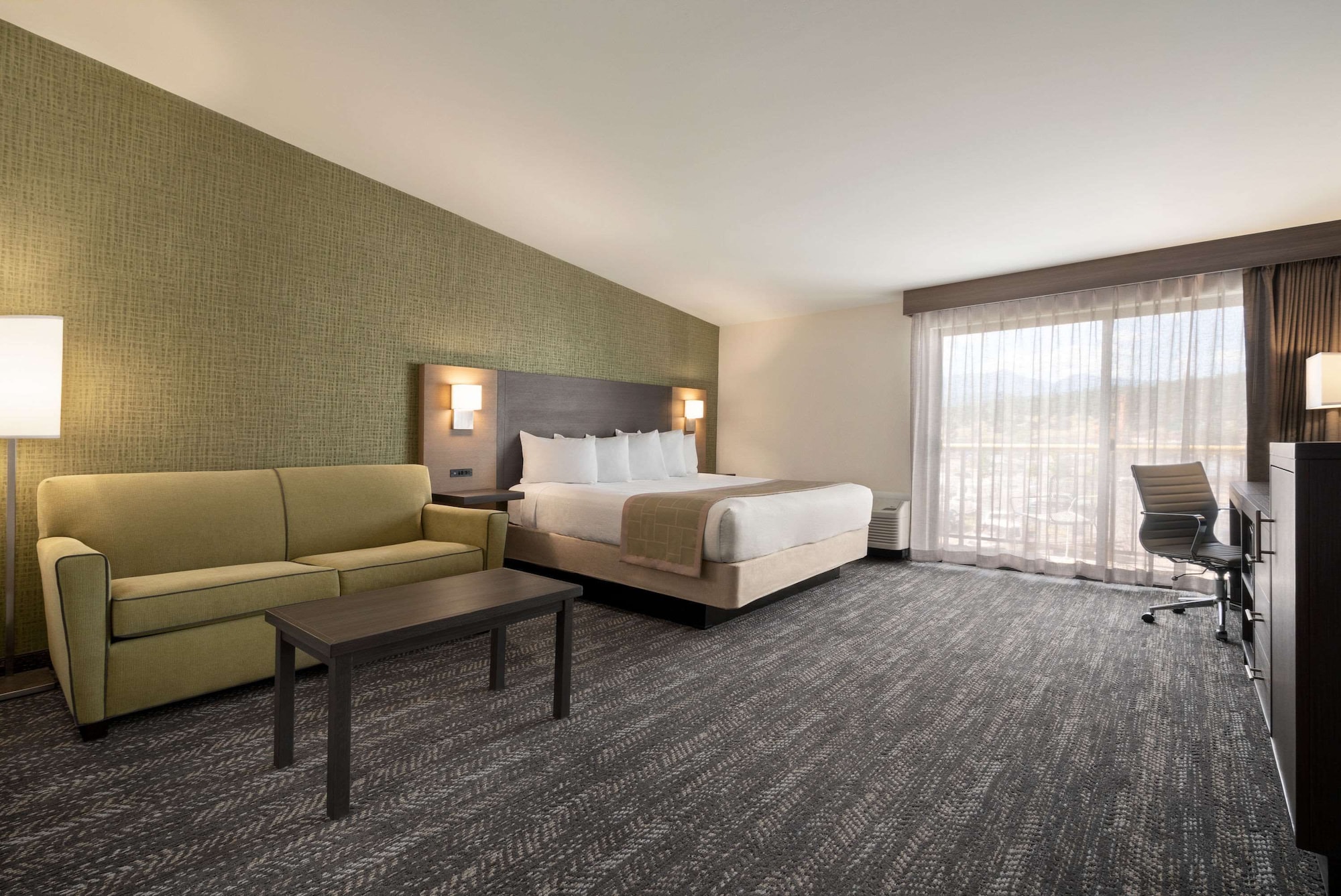 Business, King Bed