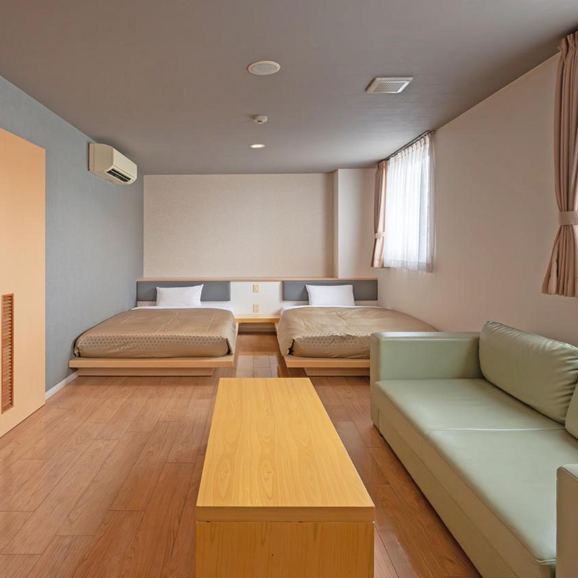 Quintessa Hotel Fukuoka Watanabedori Comic&Books 35/50