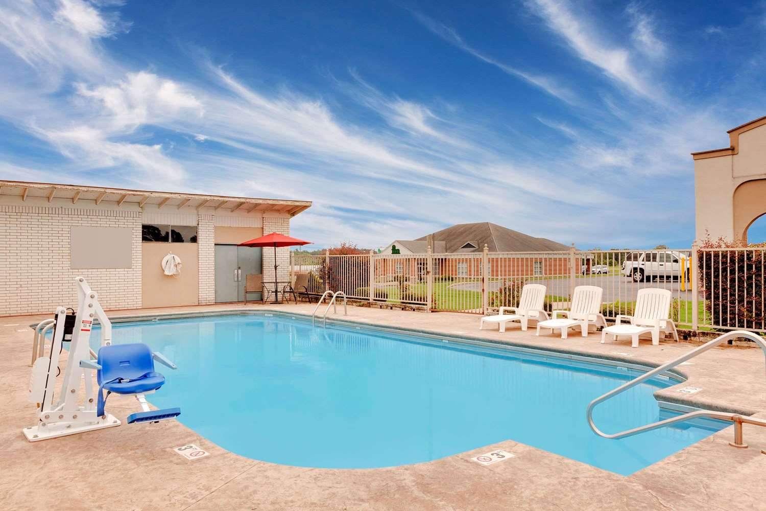 Motel6 Morrillton, AR 5/7