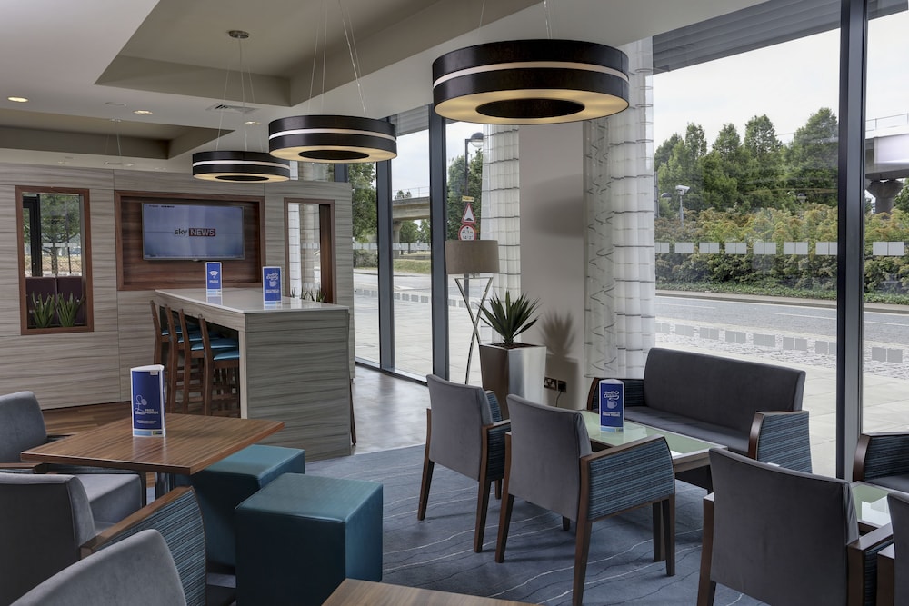 Holiday Inn Express London - Excel 31/64