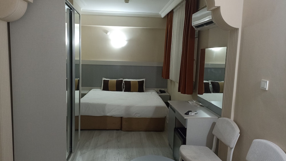 Topkapi Sabena Hotel 29/70