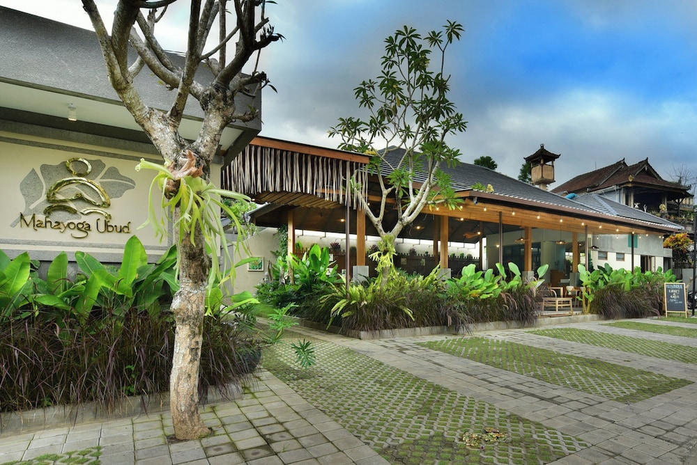 Mahayoga Ubud Villa Spa And Resto 3/50