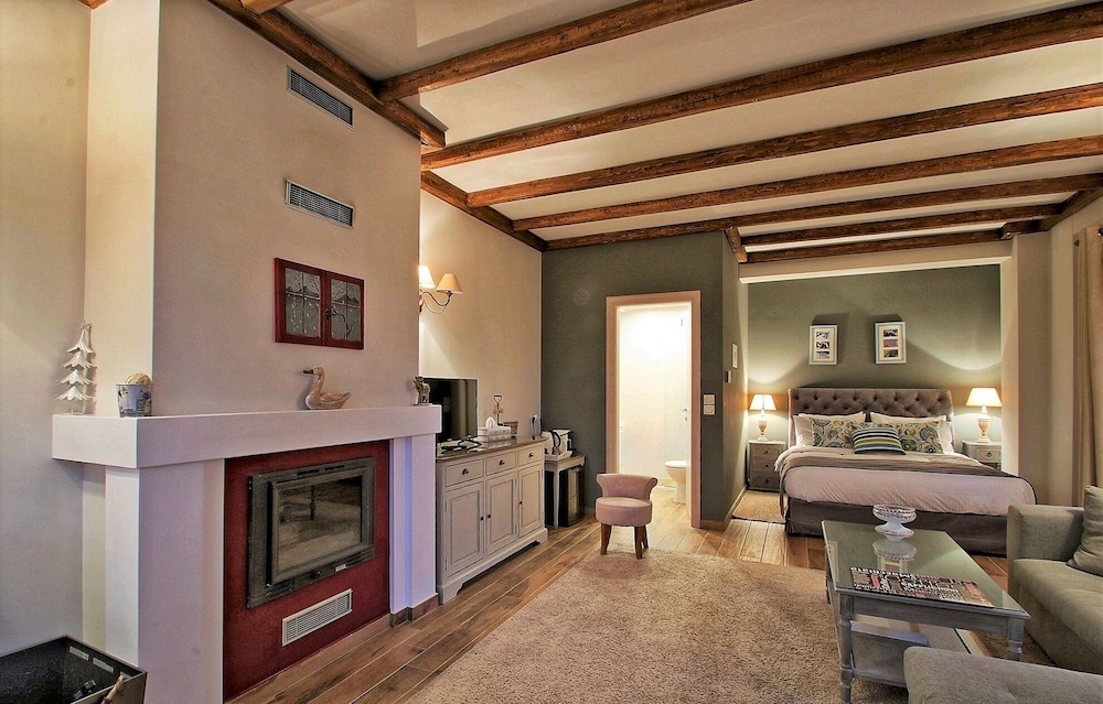 Almond House Suites Arachova 26/50