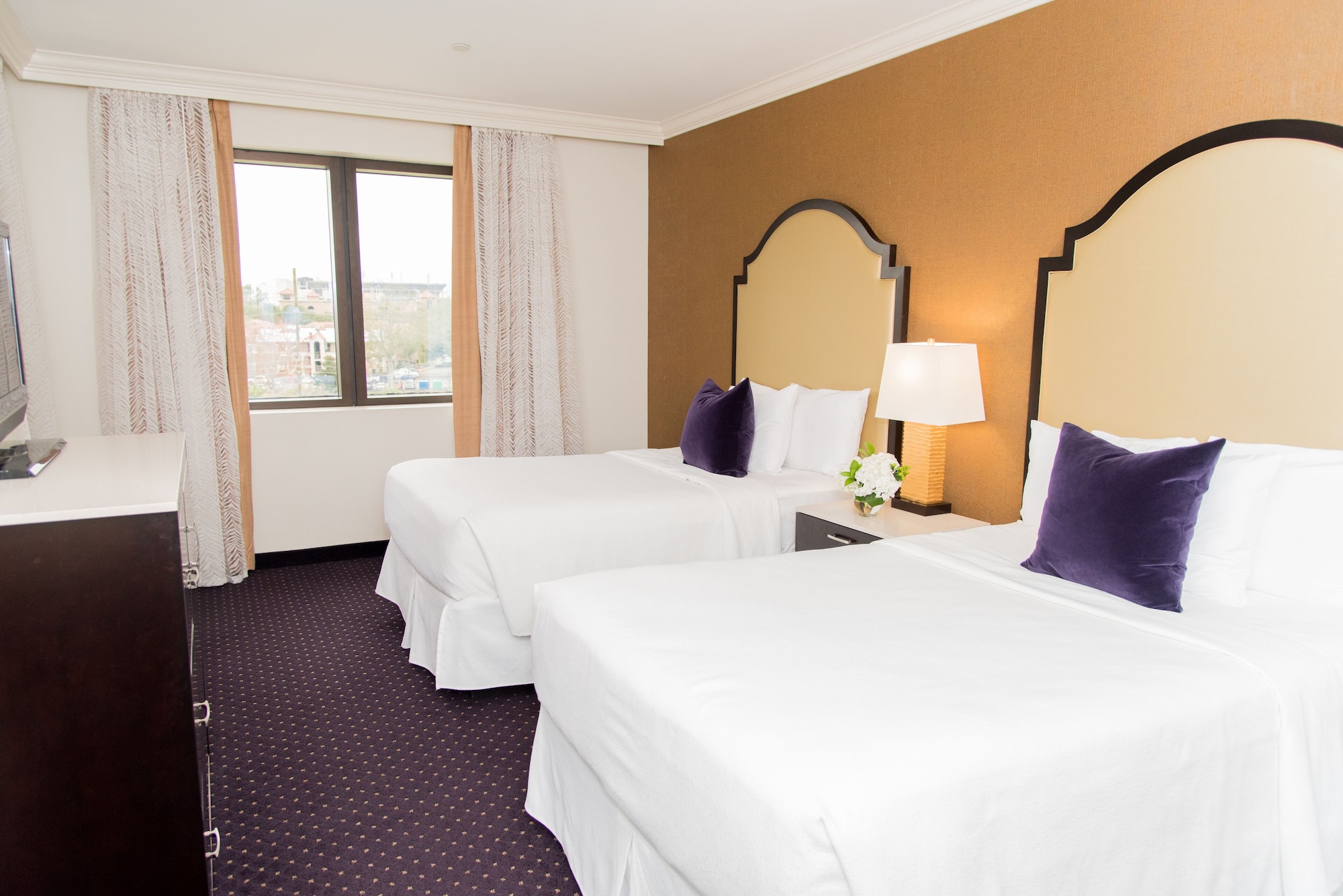 LUXURY, SUITE, 2 DOUBLE BEDS