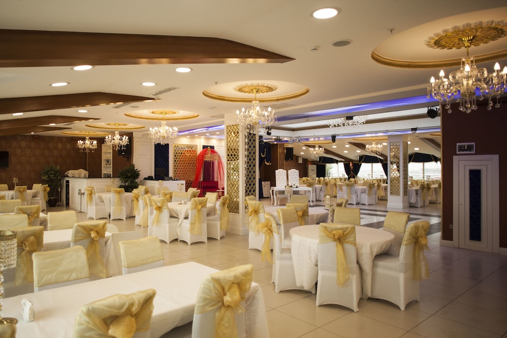 Marnas Hotel 37/45
