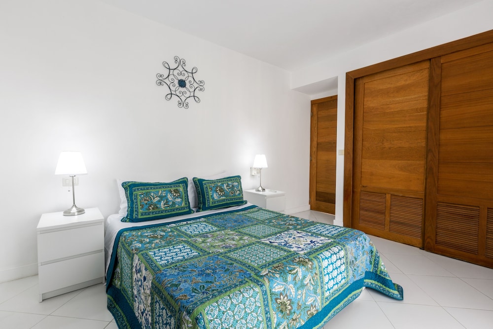 Beach Bungalows Los Corales 12/50