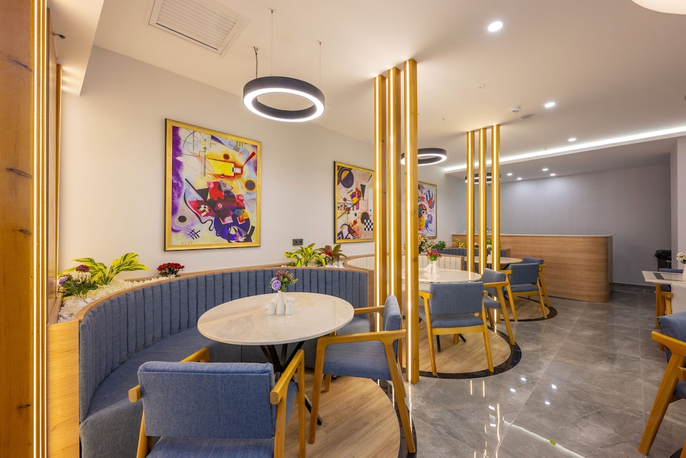 Diamond luxury Hotel 17/37