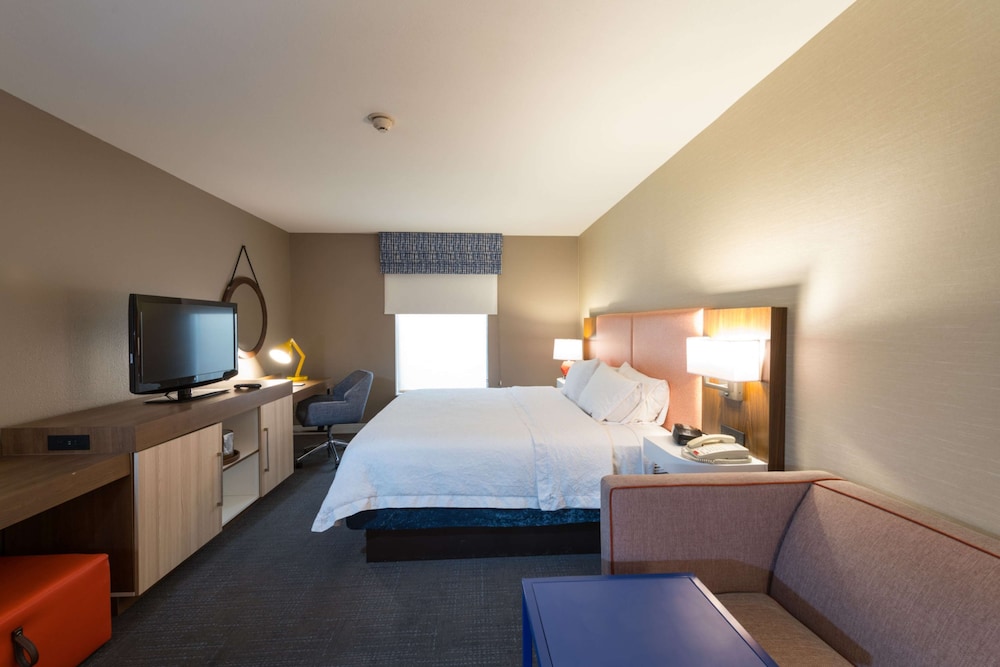 Hampton Inn And Suites Jamestown 15/37