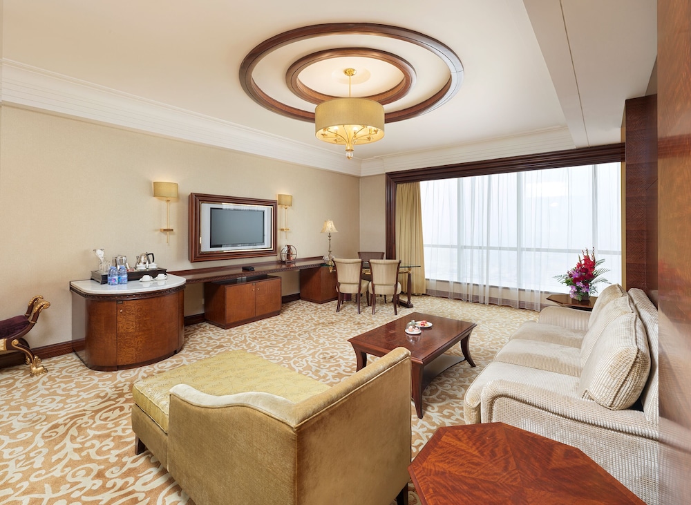 Regal Palace Hotel 6/51