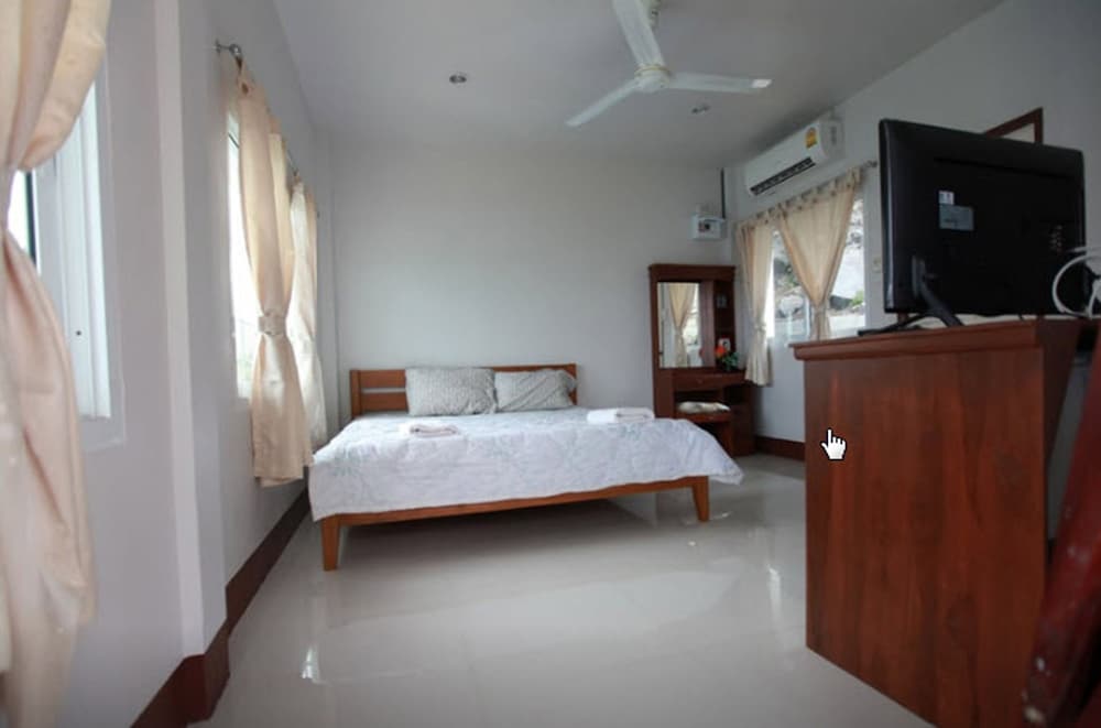 Koh Sichang Unseen 17/40