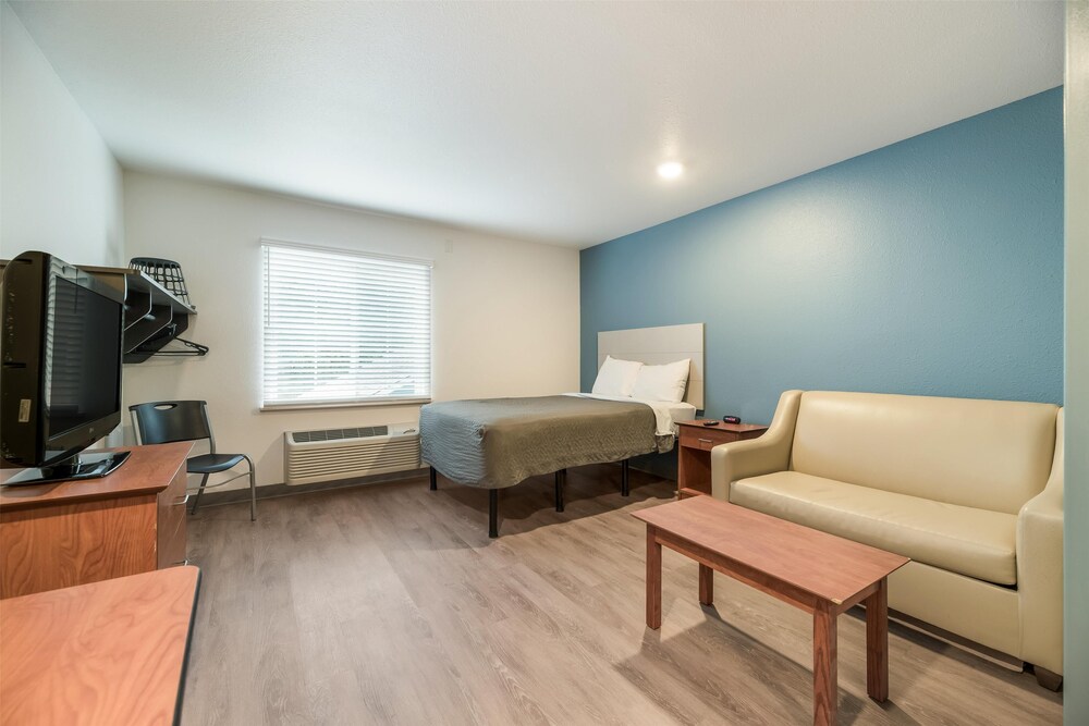 Extended Stay America Select Suites - Ocala 30/42