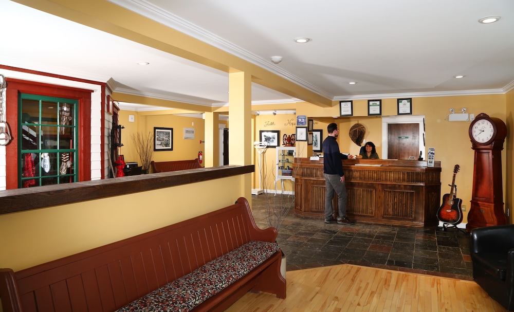 Grenfell Heritage Hotel & Suites 3/30