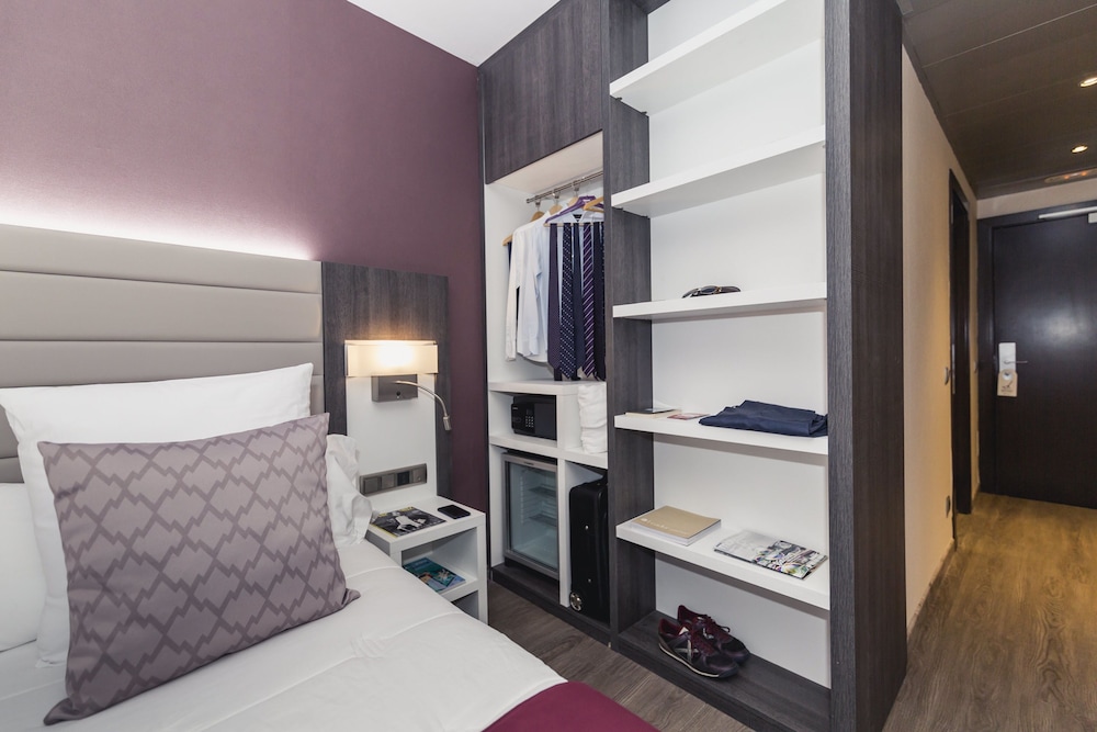Hotel Ronda Lesseps 42/90