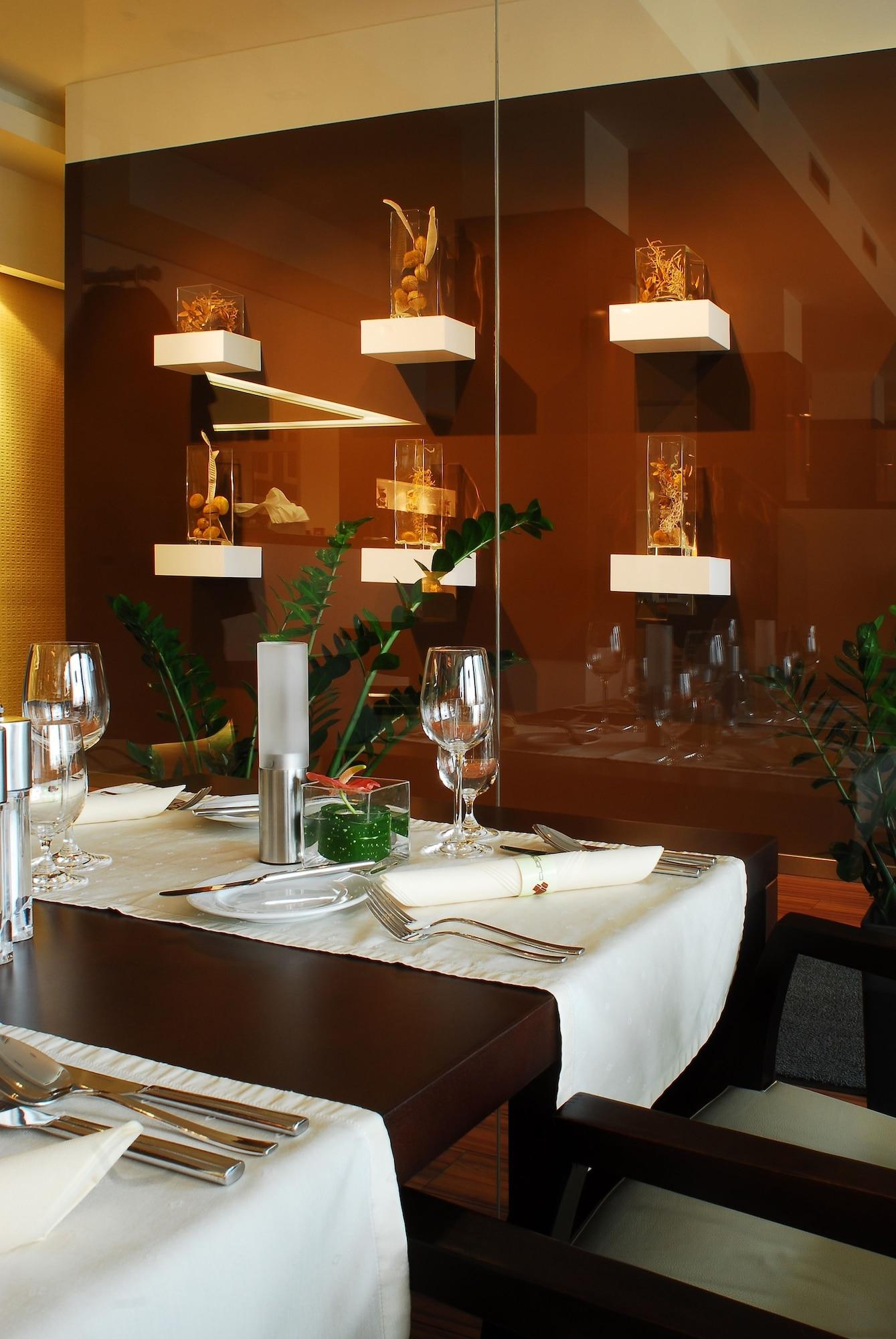 Aston Business Hotel 42/55