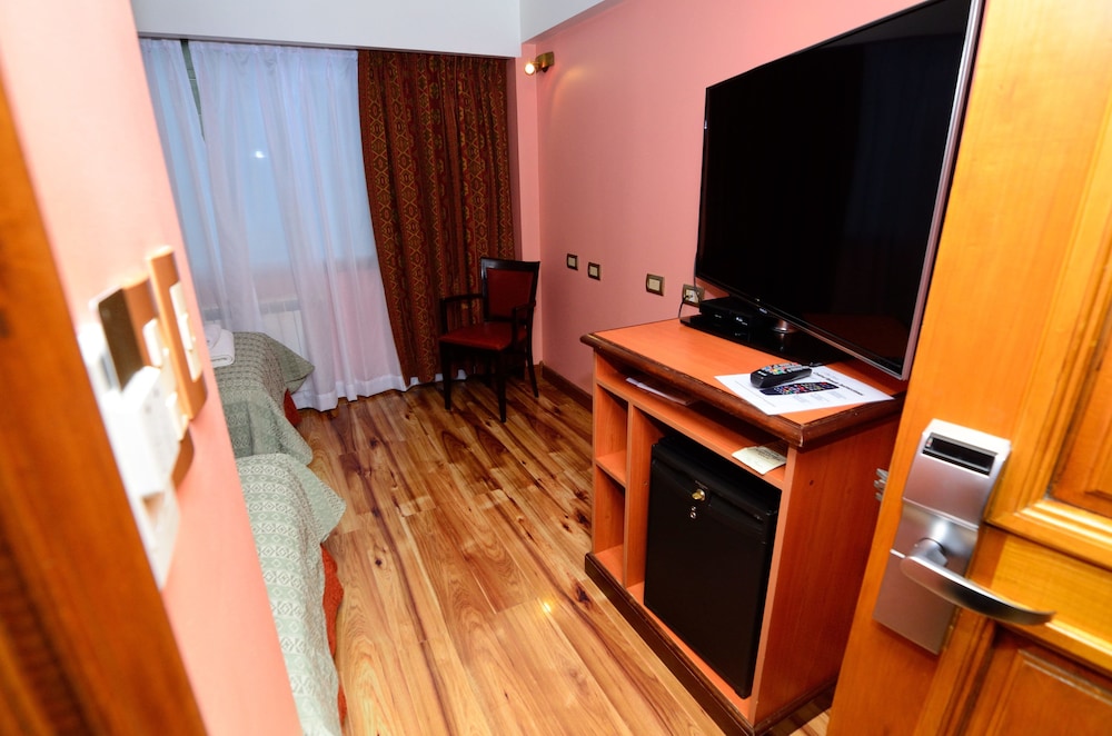 VILLA BRESCIA HOTEL 37/54