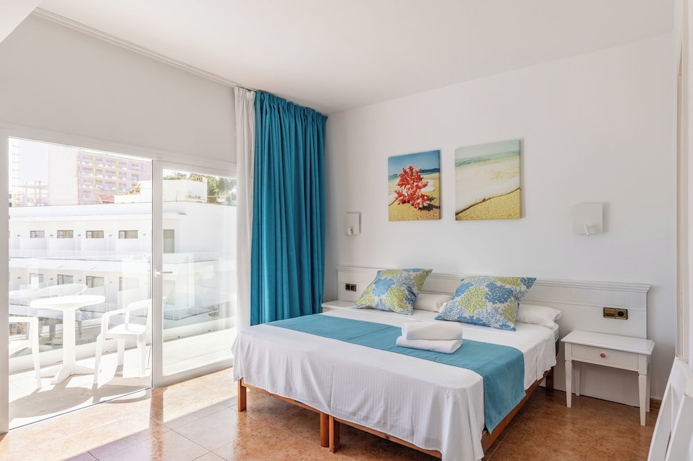 FAMILY, SEA VIEW, BALCONY