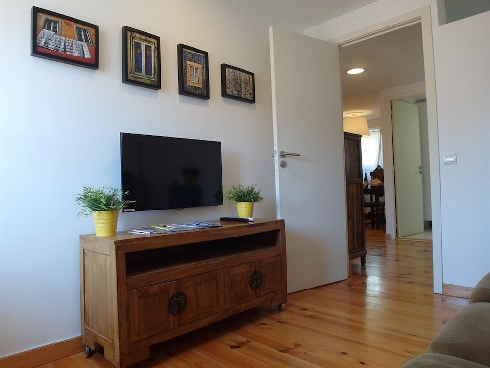 Santosweethome 1 9/50