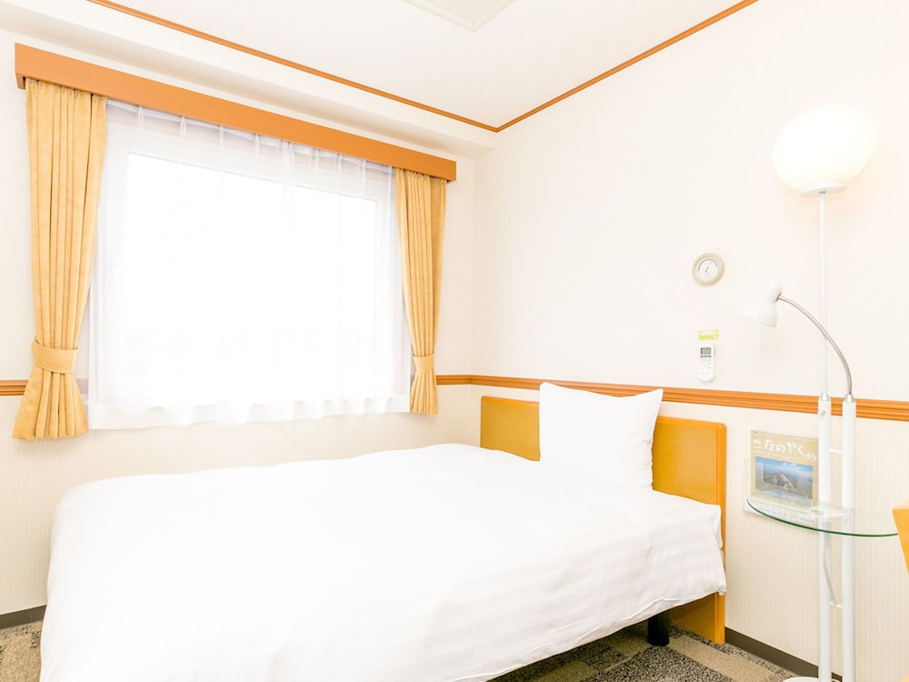 TOYOKO INN FUKUI EKIMAE 10/60