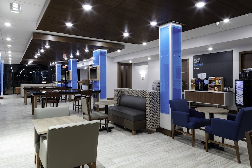 Holiday Inn Express Suites the Dalles 10/53