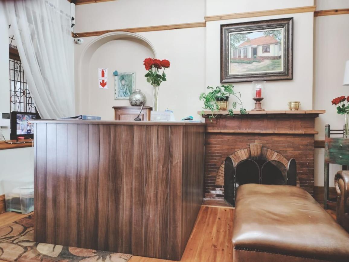 Oregon Place Guesthouse 1/23