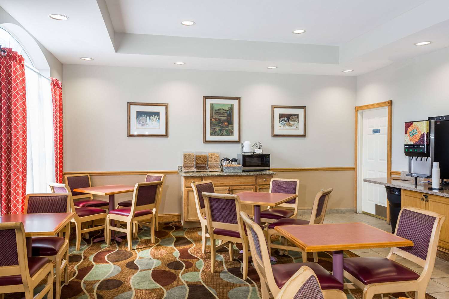 Baymont by Wyndham Fort Myers Airport 29/41