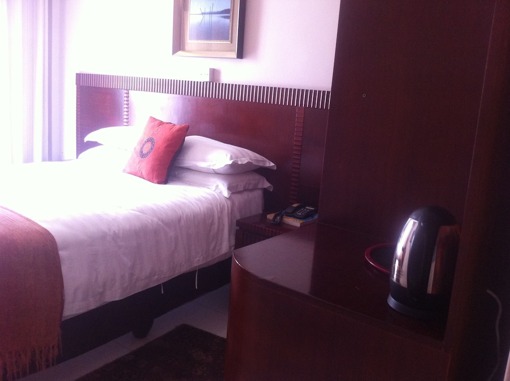 Hotel Labama 10/18