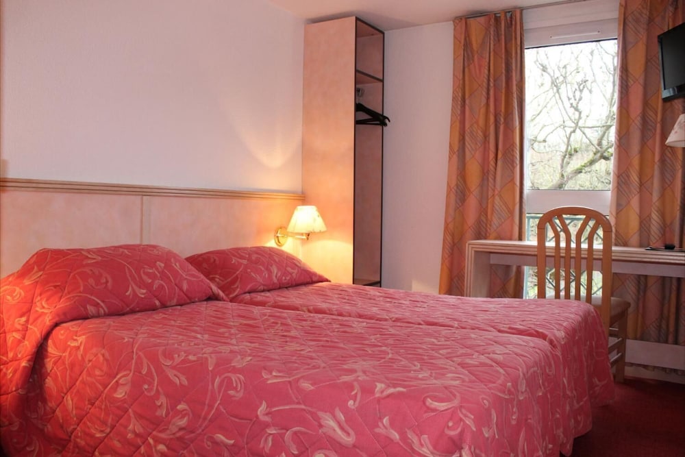 Hotel Le Village 8/22