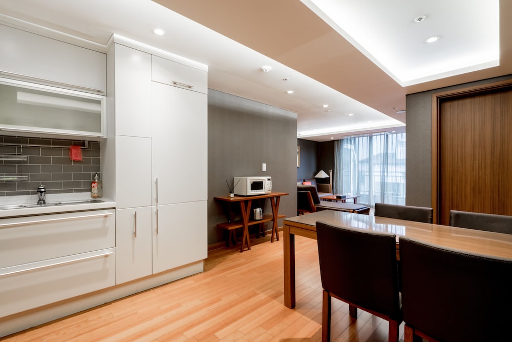 Oriens Hotel Residences 9/58