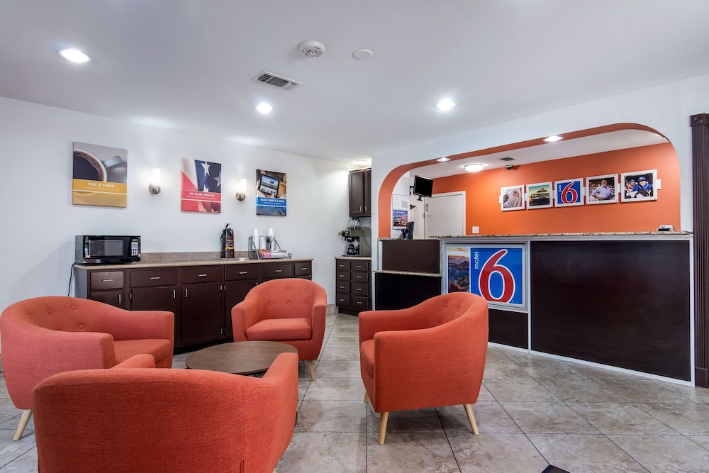 Motel6 Marshall, TX 25/37