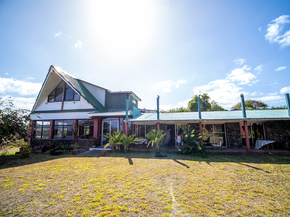 Tupa Hotel 44/50